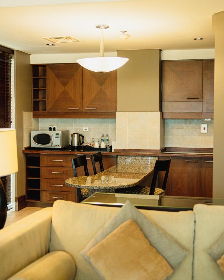 Hotel Sheraton Khalidiya Abou Dabi
